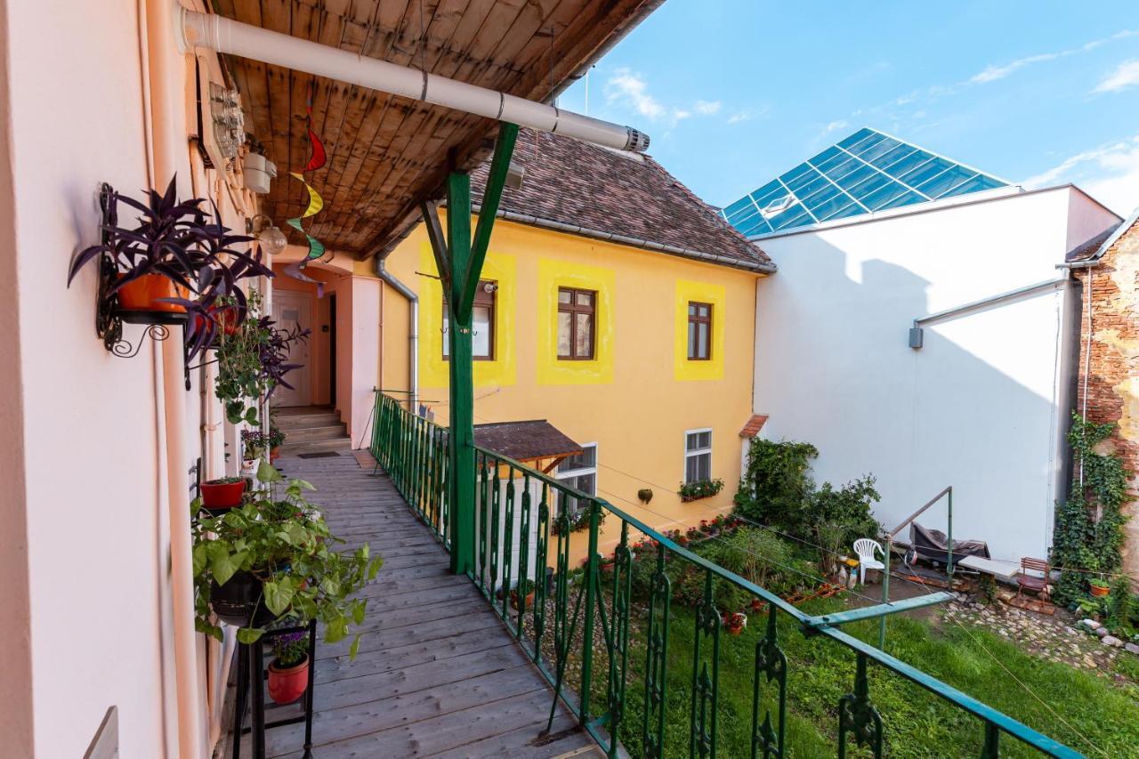 Butterfly Central Сібіу Екстер'єр фото